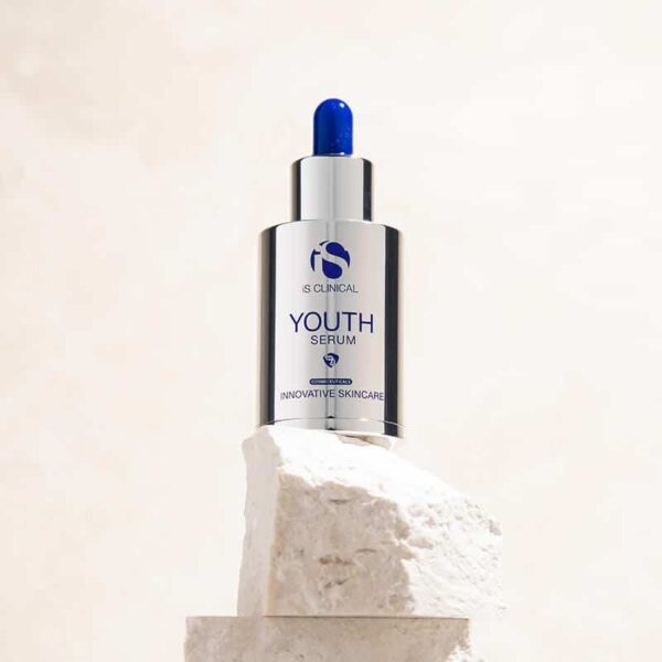 iS Clinical Youth Serum - Image 2